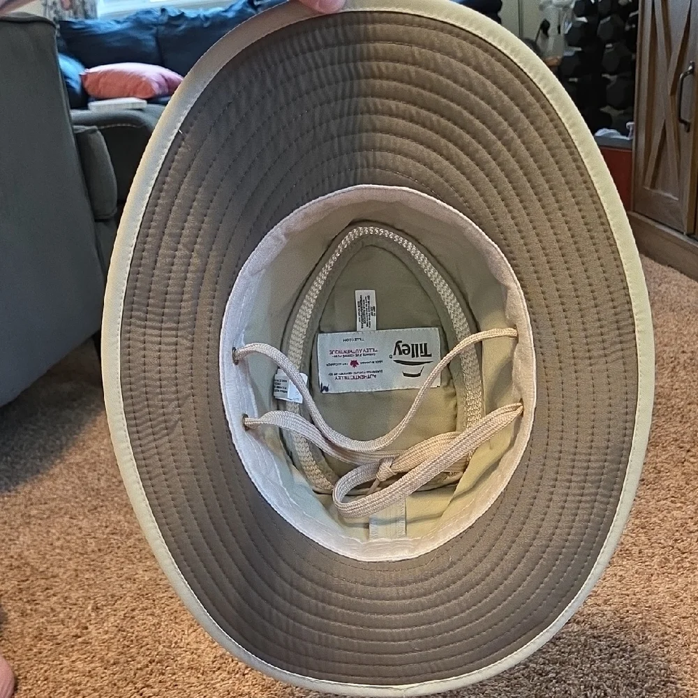 Elegant Cream Wide-Brim Hat - Picture 4 of 5